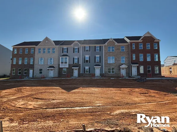14327 Independence Park Ave, Manassas, VA 20112