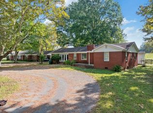 18790 Main St W, Huntingdon, TN 38344