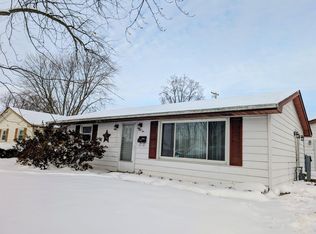 52 Hanson Dr, Bourbonnais, IL 60914