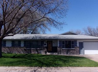821 W Reid Ave, North Platte, NE 69101
