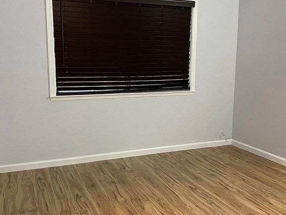 4th image of 1264 Palm St