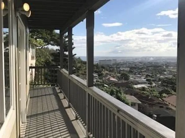 1552 Monte St Unit B, Honolulu, HI 96819