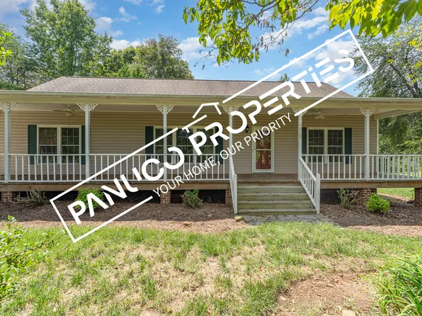 8605 Haw River Rd, Oak Ridge, NC 27310