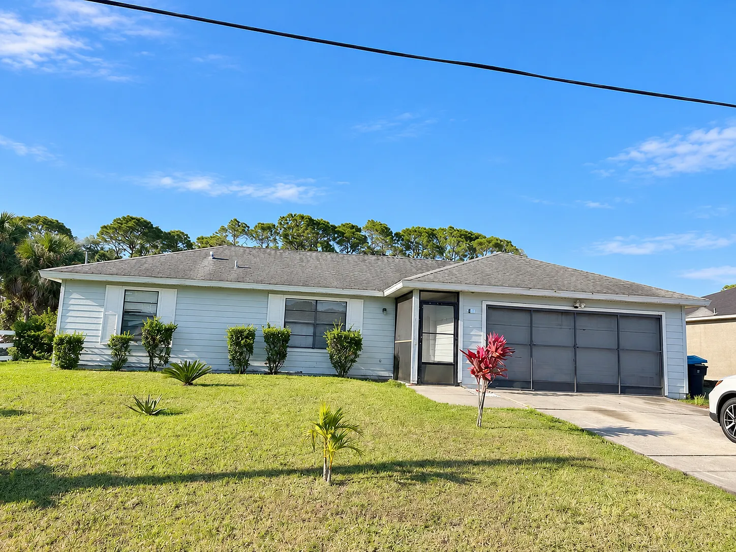 3 bed, 1056 sqft, $1,800 — Photo 1