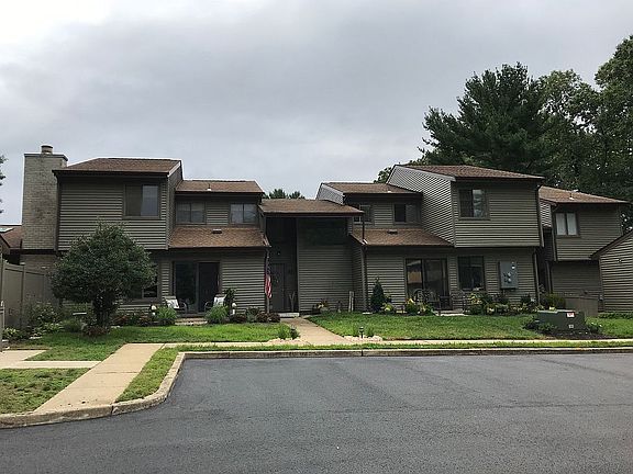 Condo upper left side