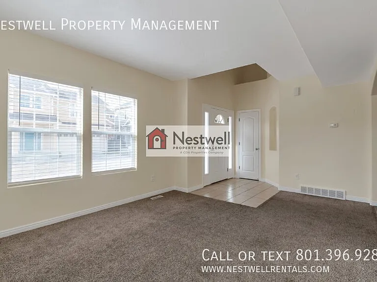 6838 W Grevillea Ln — Photo 9
