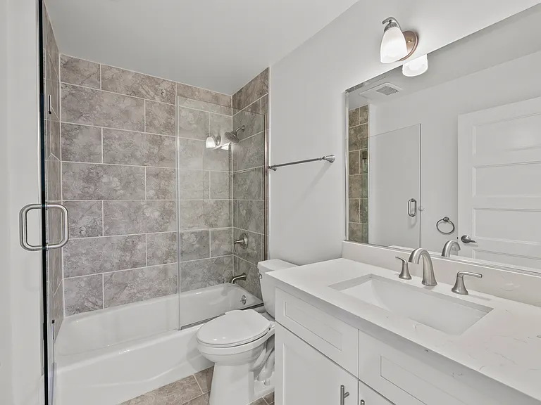9104 Burnet Ave — Photo 15