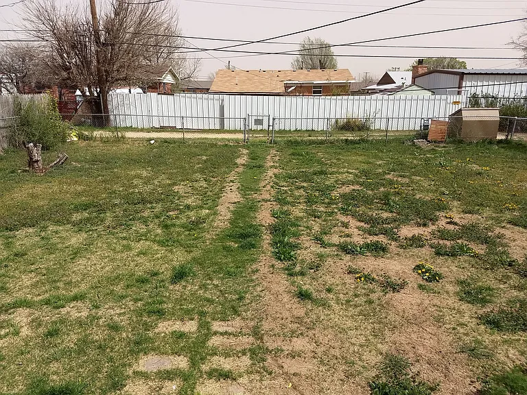 920 Gardenia St — Photo 5