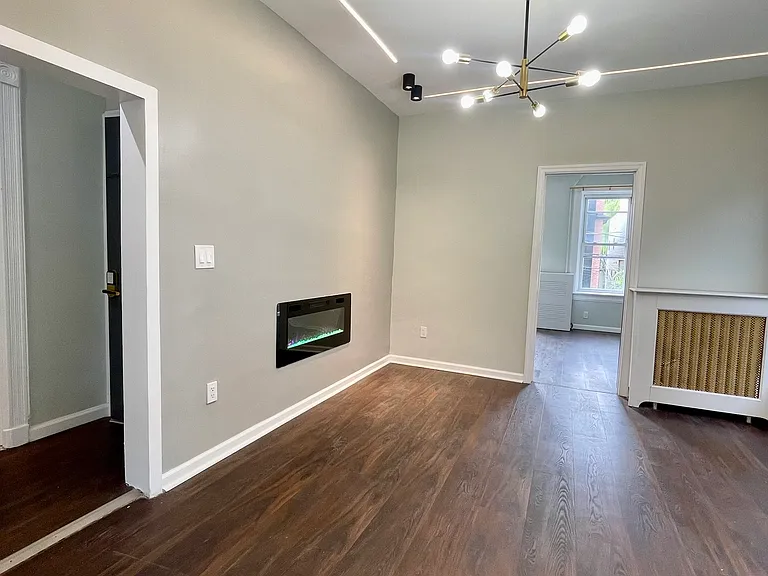 298 New York Ave #2 — Photo 2