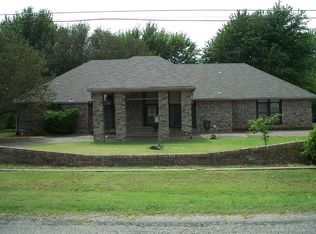 2854 Mistletoe Rd, Sand Springs, OK 74063