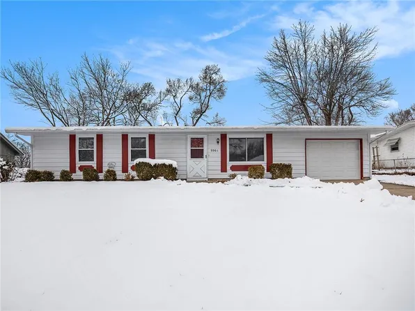 9964 Countryside Rd, Lenexa, KS 66215