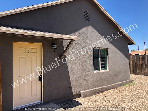 3rd image of 216 W Pennsylvania Dr #1