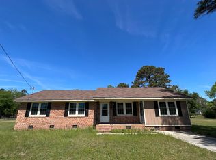 2706 Martin Luther King Jr Dr, Lumberton, NC 28358