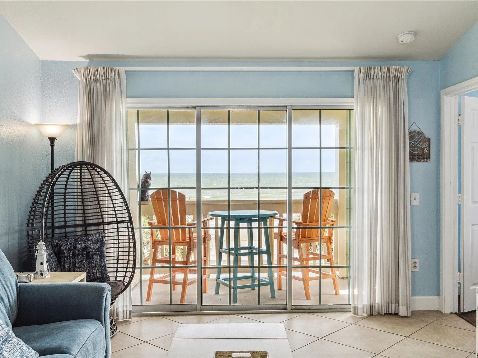 2 bed, 2.0 bath, 1116 sqft, $2,300 — Photo 3