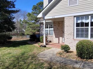 826 Sandy Bay Cv, Newport News, VA 23602