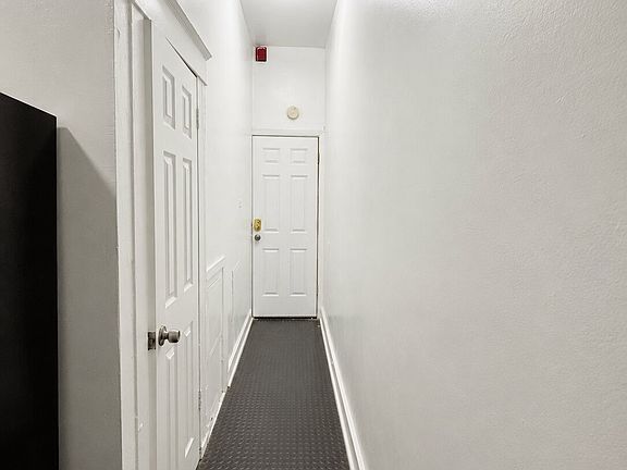 5th image of 7020 Woodland Ave #B