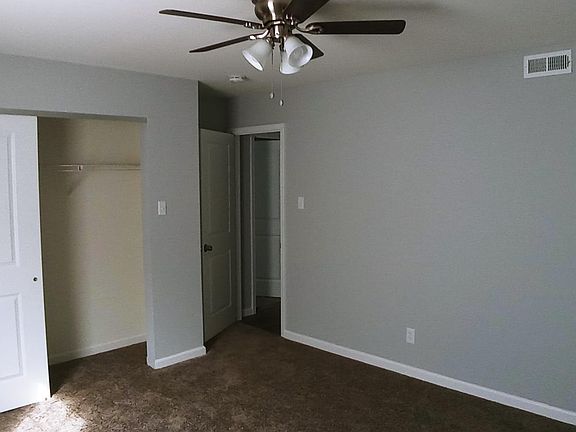 5th image of 9403 Green Park Gardens Dr #D