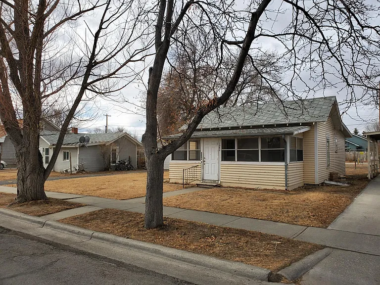 126 S Bernard St — Photo 20