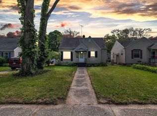 1502 College St, South Bend, IN