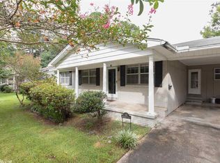 10 McGovern Dr, Little Rock, AR 72205