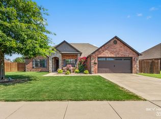 212 Sussex Ave, Lowell, AR 72745