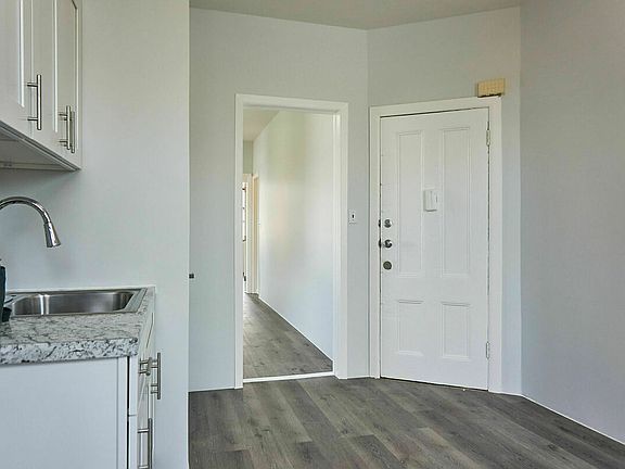 4th image of 27-17 38th Ave #3