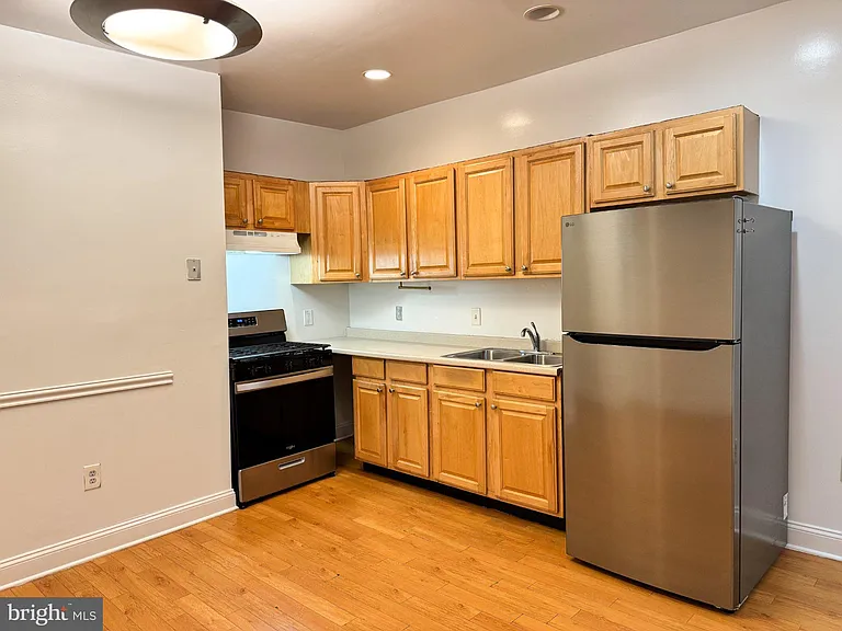 1652 W Virginia Ave NE #1 — Photo 8