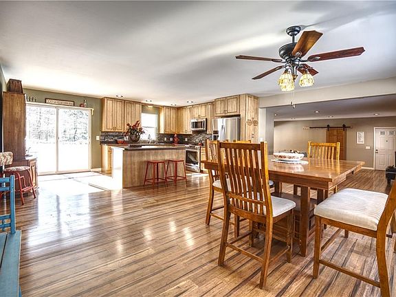 3rd image of 19027 72nd Ave