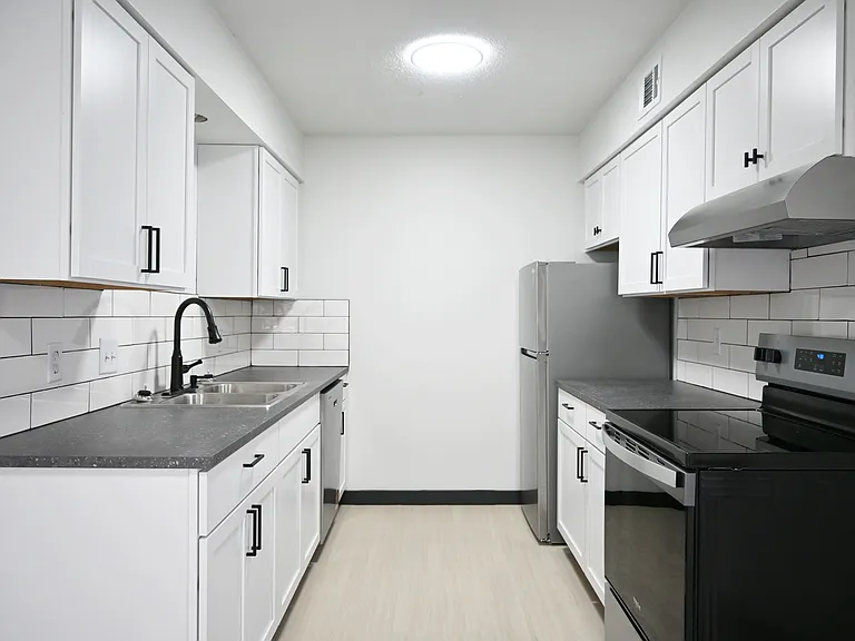 Modern kitchen at Cielo 120.