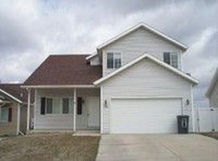 1204 Sioux Ave, Gillette, WY 82718