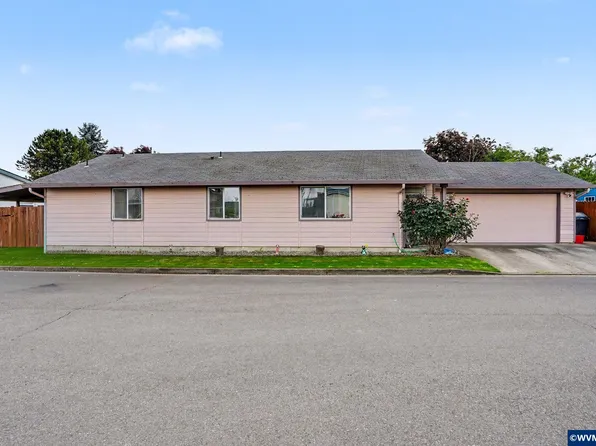 3030 Hollyridge Loop NE, Salem, OR 97305