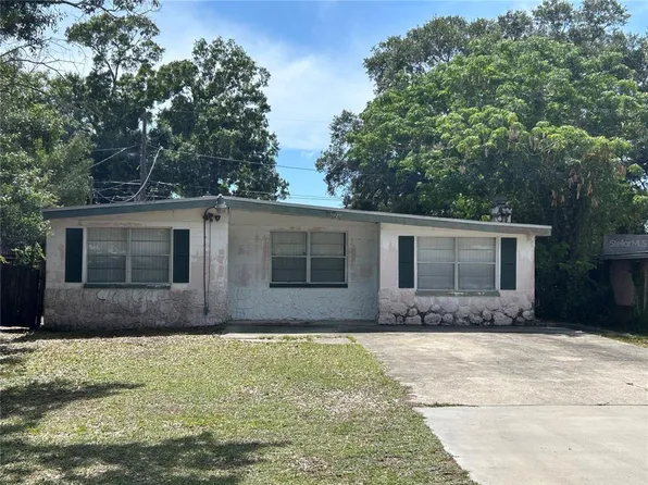 6328 30th Way N, Saint Petersburg, FL 33702