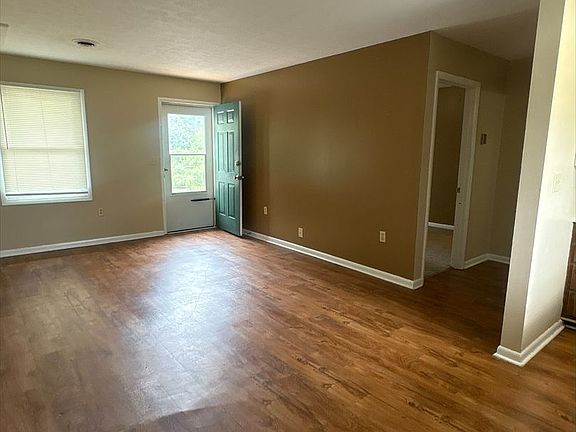 4th image of 25123 York Dr APT 12