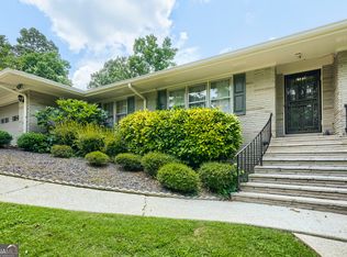 1909 Lake Lucerne Way, Lilburn, GA 30047