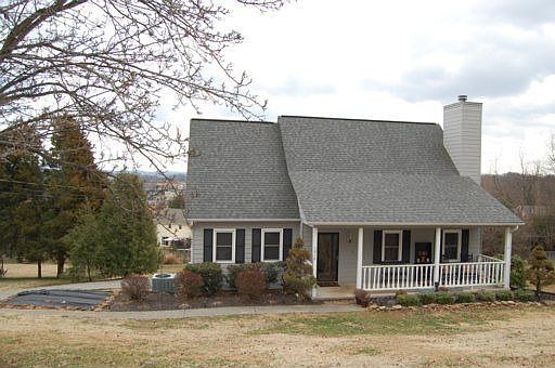2nd image of 1016 Crooked Oak Dr