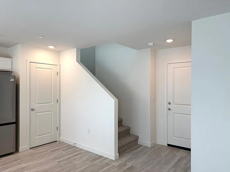 2024 Shady Tree Cir — Photo 6