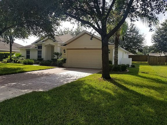 2nd image of 1520 Clapton Dr