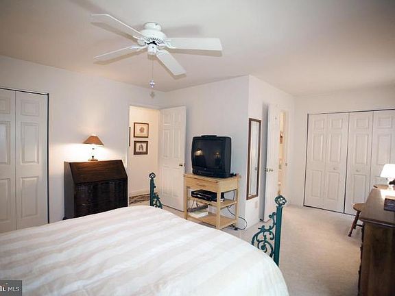2nd image of 3268 Tayloe Ct