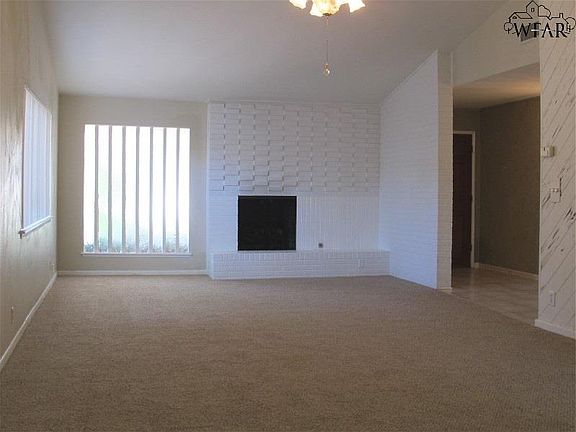 5th image of 4111 Berwick Dr