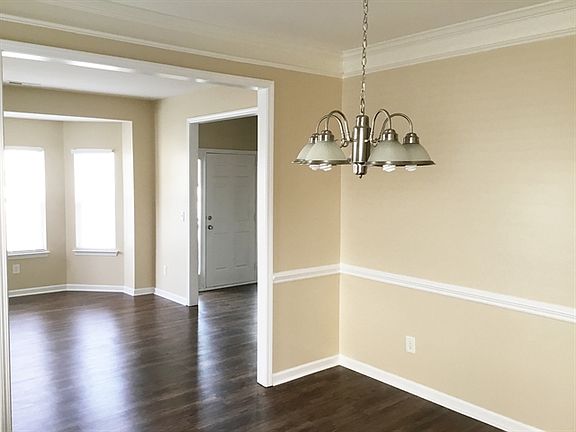 5th image of 1635 Swan Dr
