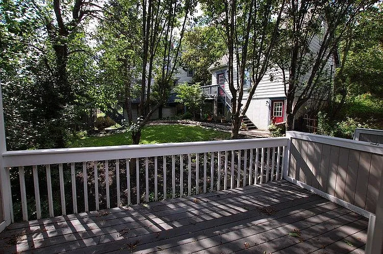 3450 Golden Ave #6 — Photo 11