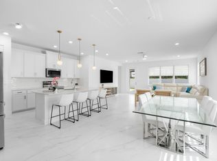 CISNE, Pompano Beach, FL 33064