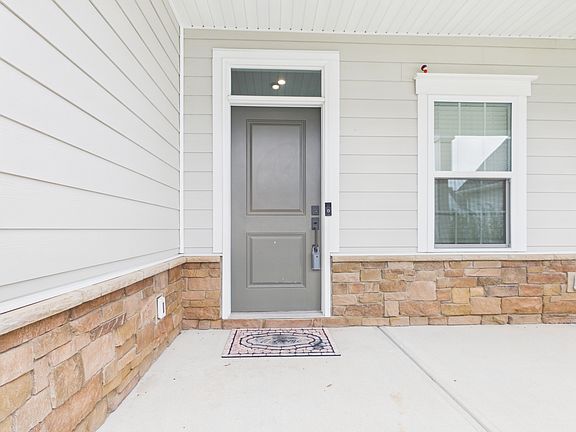 3rd image of 730 Autumn Sage Dr #20