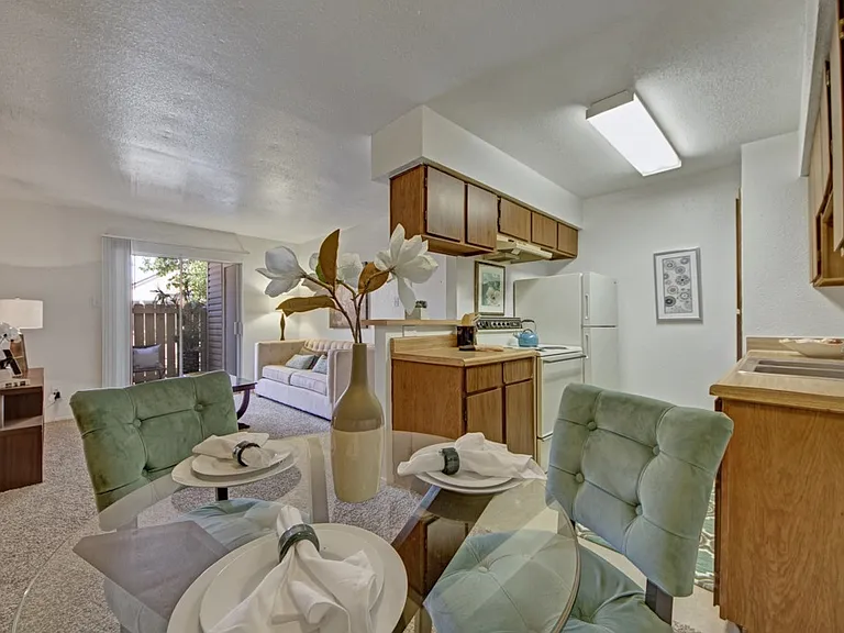 Northridge Court — Photo 5
