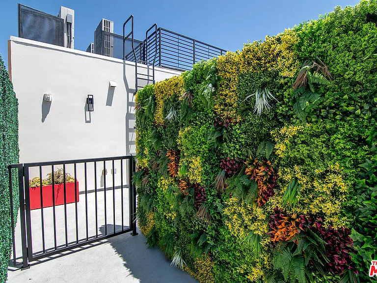 1236 Fairfax Ave #5 — Photo 4