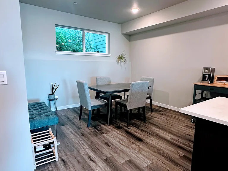 2635 NW Sussex Ave — Photo 5