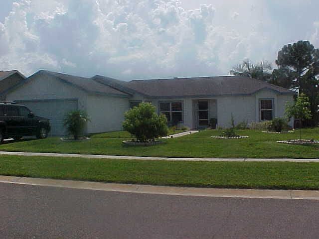 3/2 Pool Home