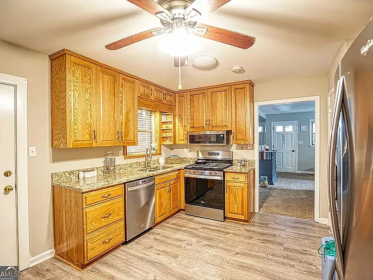 680 Sherwood Dr — Photo 7