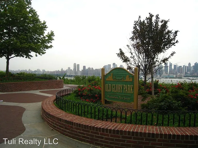 4530-Park Ave Skyline Apartments, LLC — Photo 28