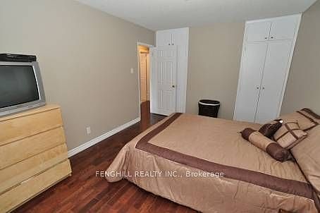 3rd image of 60 Wigmore Dr